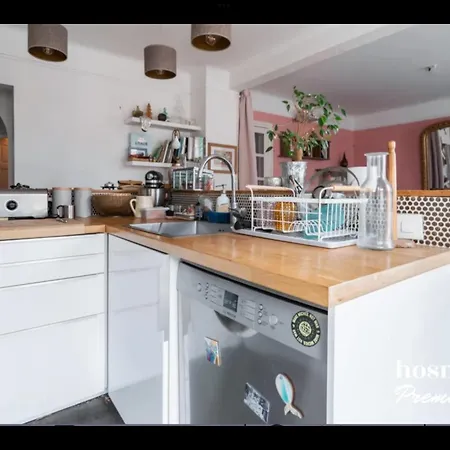Appartement 90 M2 En Plein Avec Balcon *