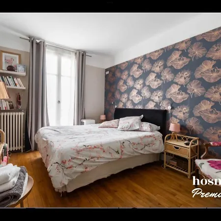 90 M2 En Plein Avec Balcon Appartement Paris